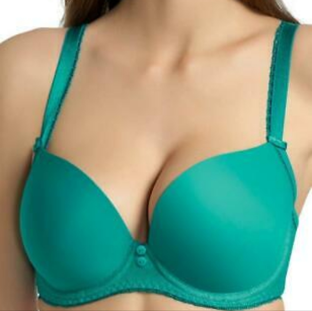2x Freya Underwired Moulded Plunge Bra (UK size: 30F)